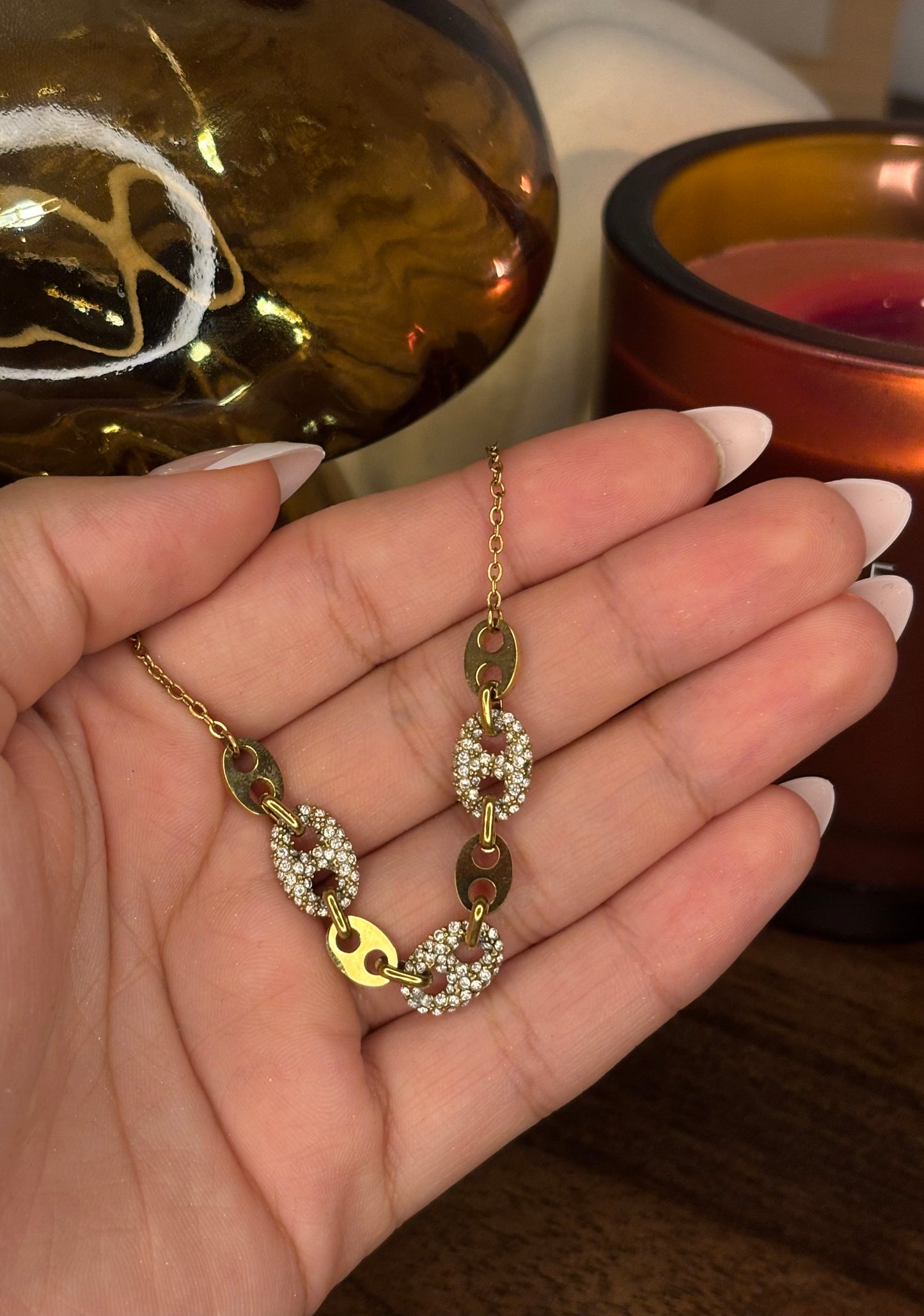 COLLIER SHINE